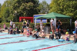 2019 05 18 11 17 32 LH Schwimmen Ausschnitt